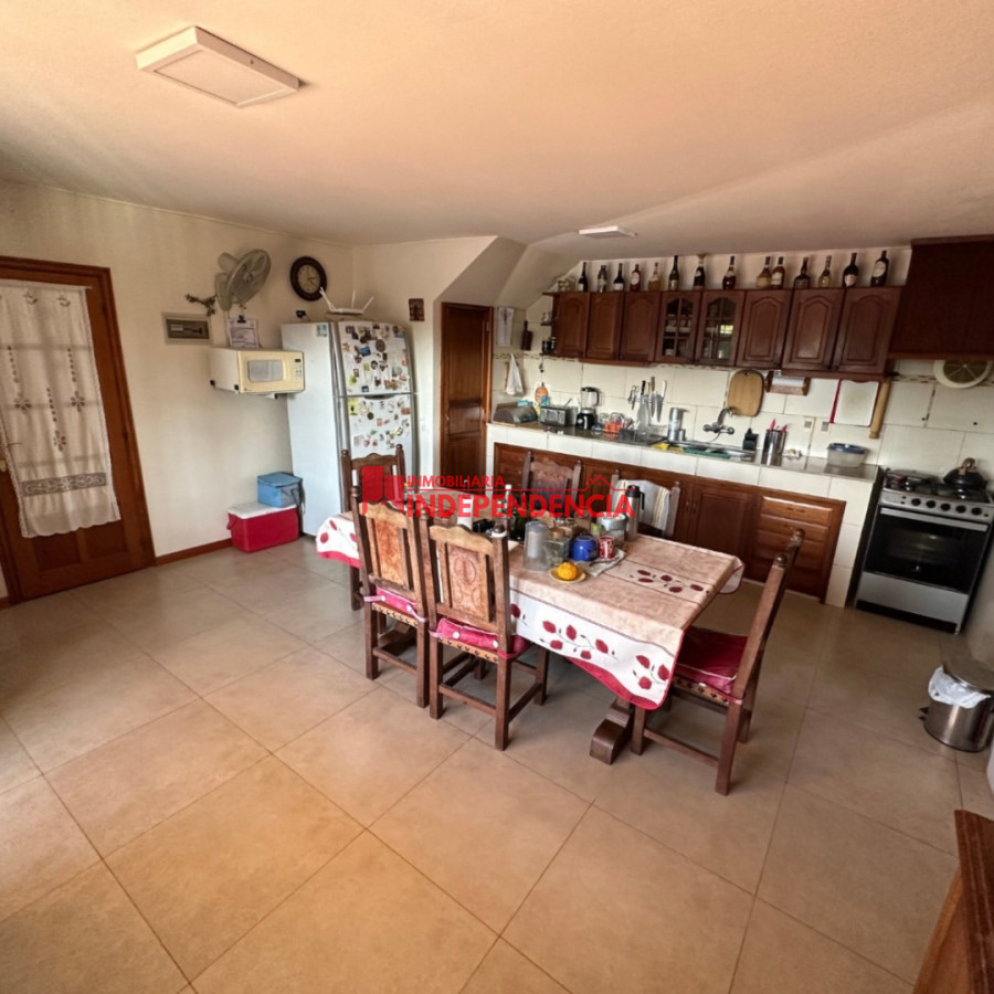 Casa ID.131 - Exclusiva propiedad de 570 m2 en 3.000 m2 cuadrados de terreno