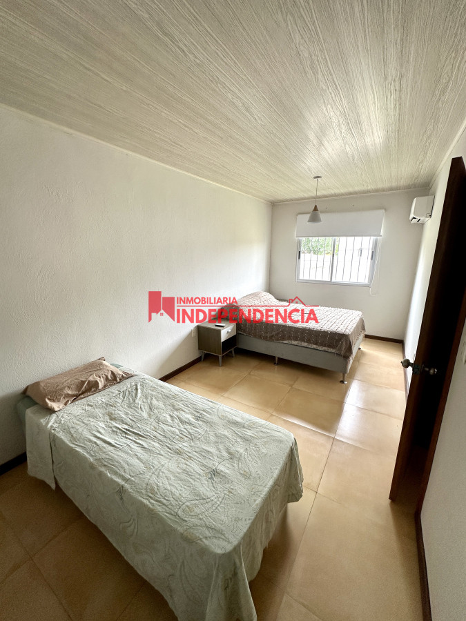 Casa ID.180 - Casa dos dormitorios amoblada zona Oxipal Av. W.F. Aldunate 