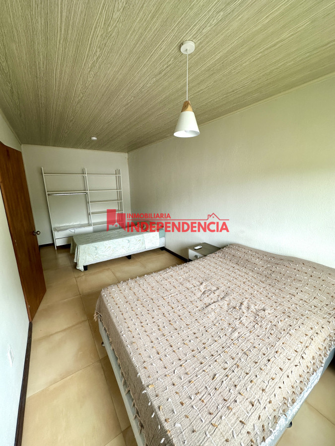 Casa ID.180 - Casa dos dormitorios amoblada zona Oxipal Av. W.F. Aldunate 