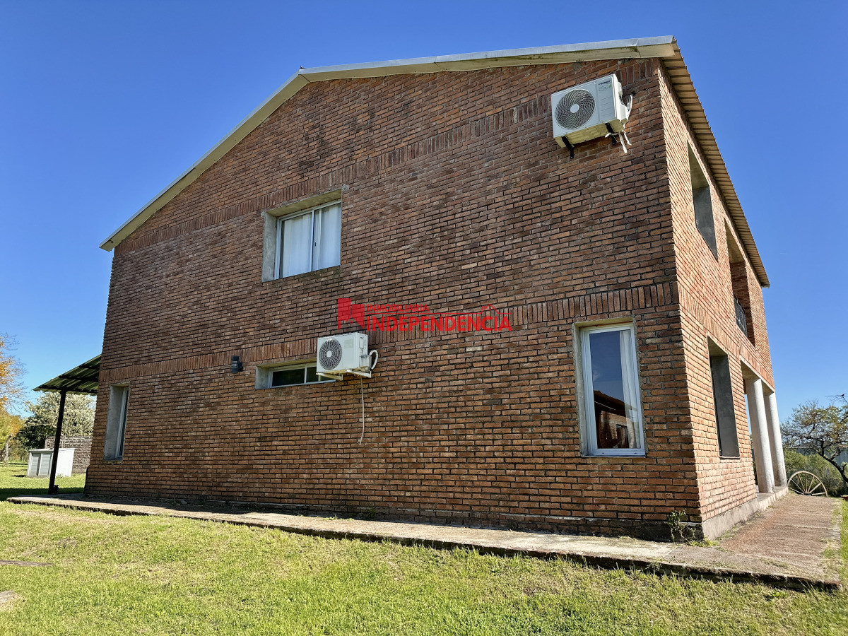 Casa ID.251 - Casa quinta con 8014m2 en venta con piscina, barbacoa y mas 