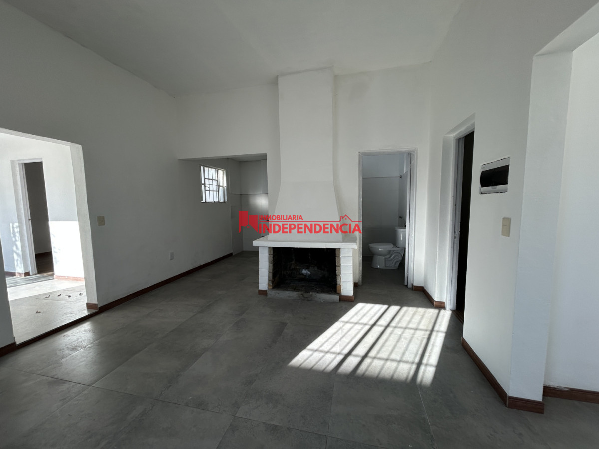Casa ID.326 - Casa en Venta Lista para Habitar y Galpon con Infinitas Posibilidades 