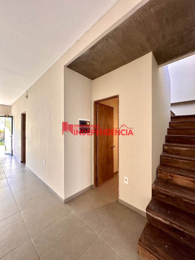 Casa ID.317 - Casa chalet mas estudio profesional en el centro de Paysandu en alquiler
