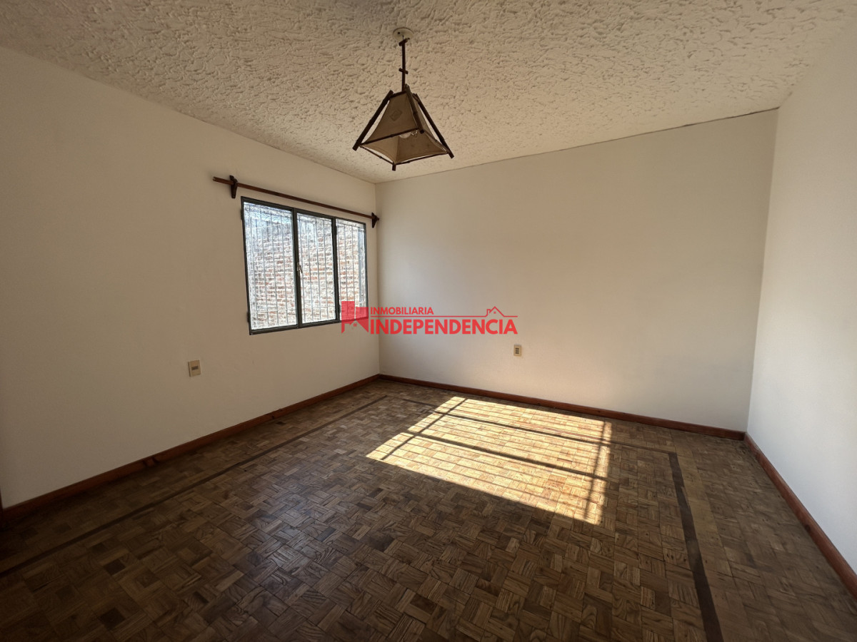 Casa ID.334 - Casa de 3 dormitorios en alquiler