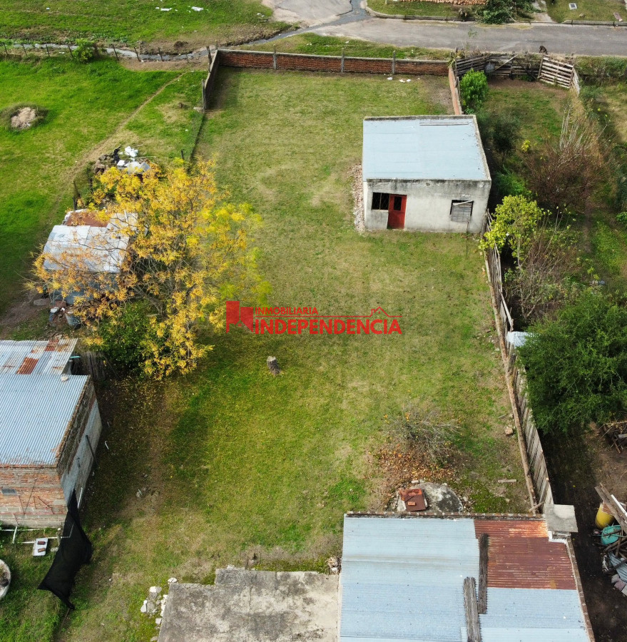 Casa ID.87 - Casa de dos dormitorios con 1000 m2 de terreno 
