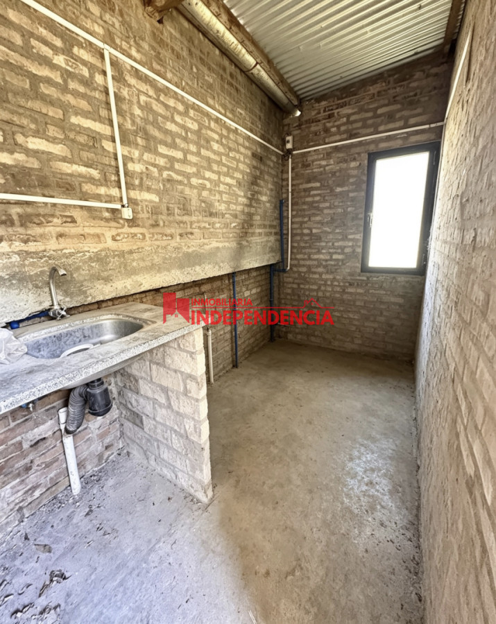 Casa ID.317 - Casa chalet mas estudio profesional en el centro de Paysandu en alquiler