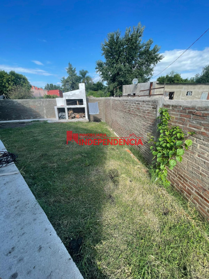 Casa ID.180 - Casa dos dormitorios amoblada zona Oxipal Av. W.F. Aldunate 