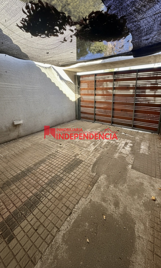 Casa ID.317 - Casa chalet mas estudio profesional en el centro de Paysandu en alquiler