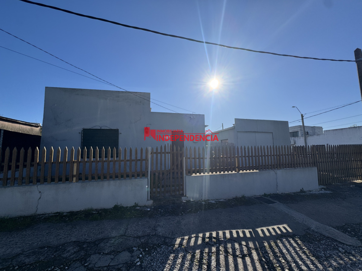 Casa ID.335 - Casa en esquina en Venta