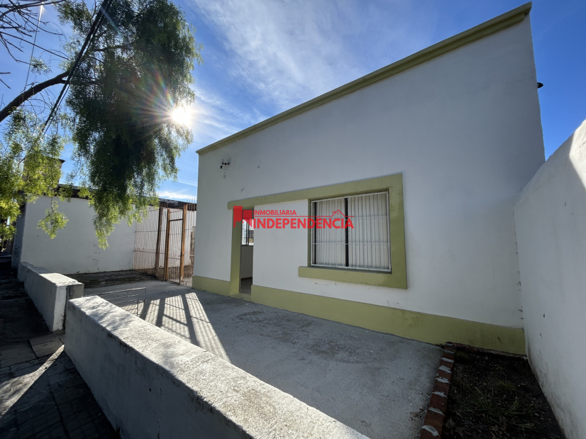 Casa ID.326 - Casa en Venta Lista para Habitar y Galpon con Infinitas Posibilidades 