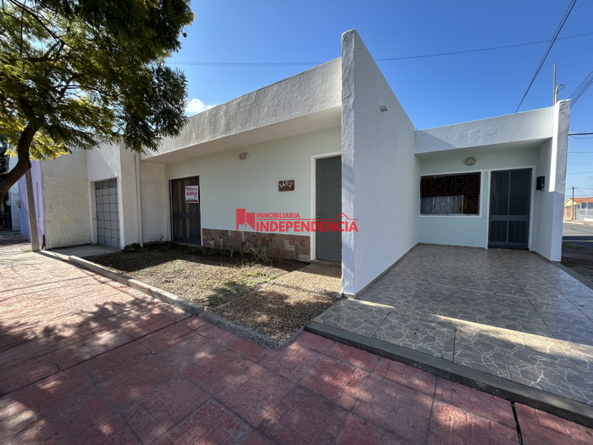 Casa ID.334 - Casa de 3 dormitorios en alquiler