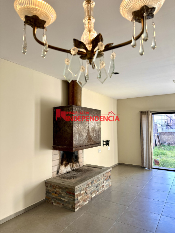 Casa ID.317 - Casa chalet mas estudio profesional en el centro de Paysandu en alquiler