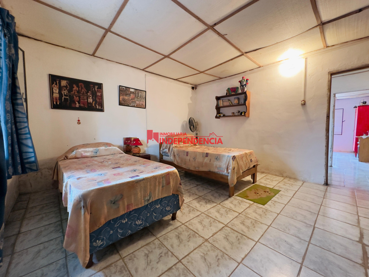 Casa ID.87 - Casa de dos dormitorios con 1000 m2 de terreno 