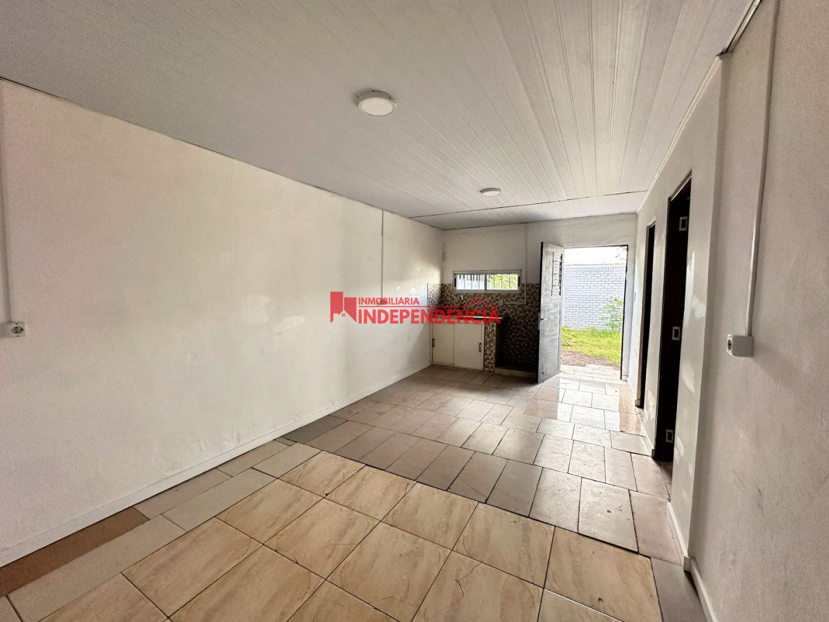 Casa ID.302 - Alquiler de 1 dormitorio con frente y fondo