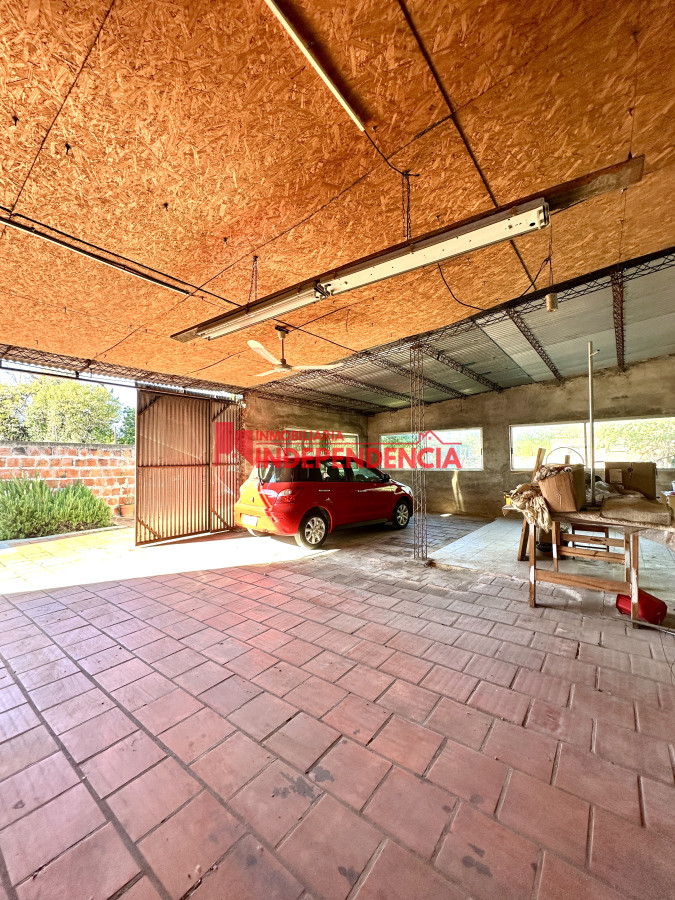 Casa ID.198 - Casa en VENTA con gran potencial