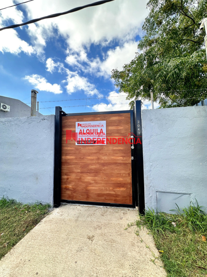 Casa ID.302 - Alquiler de 1 dormitorio con frente y fondo