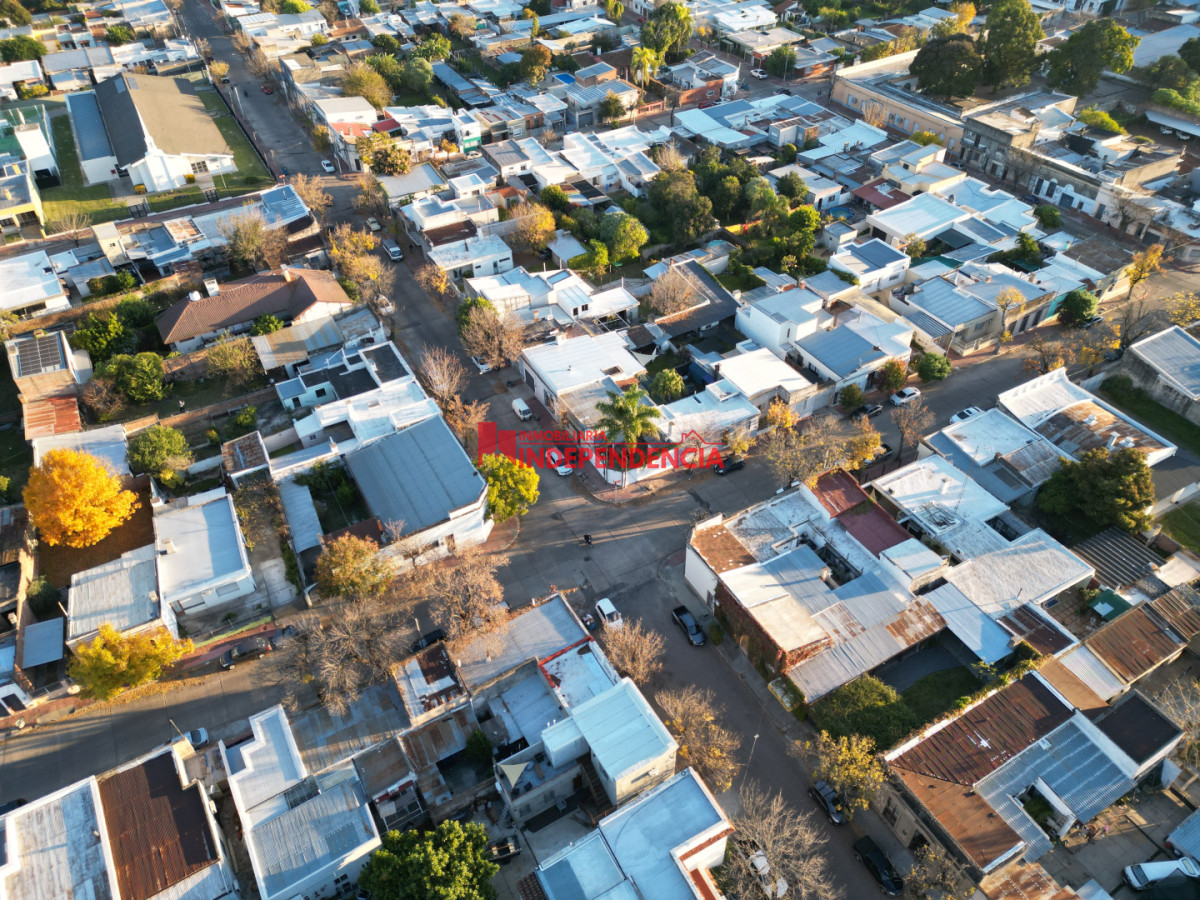 Casa ID.314 - Casa en Esquina en el centro de Paysandú