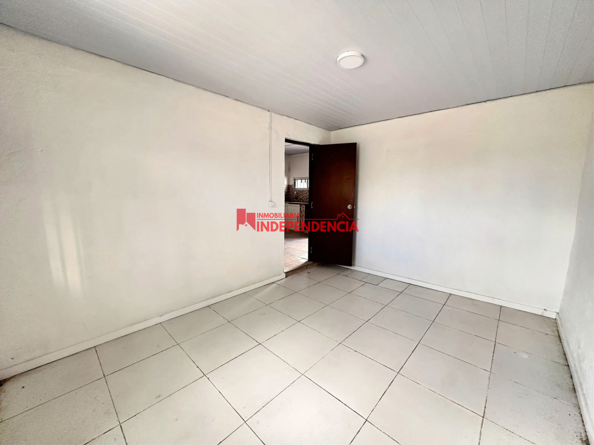 Casa ID.302 - Alquiler de 1 dormitorio con frente y fondo