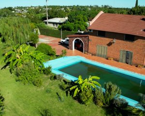 Exclusiva propiedad de 570 m2 en 3.000 m2 cuadrados de terreno