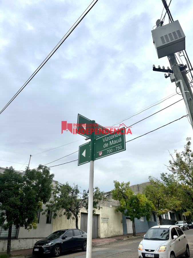 Galpón ID.293 - Alquiler Amplio Galpon de 163 m2 en Zona COMEPA