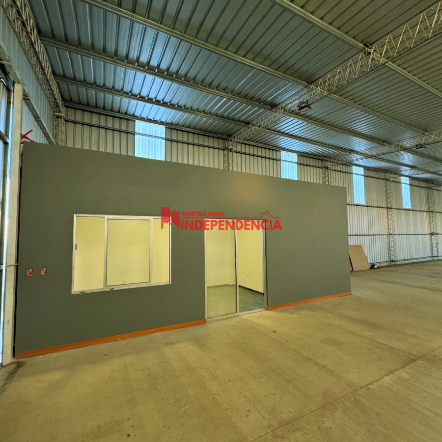 Galpón ID.124 - Galpón en alquiler de 330 m2 y 500 m2 de terreno