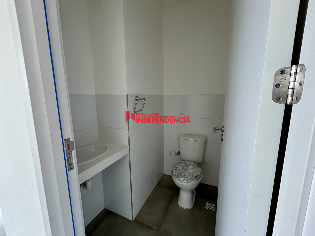 Oficina ID.318 - Oficina en alquiler en el centro de Paysandu