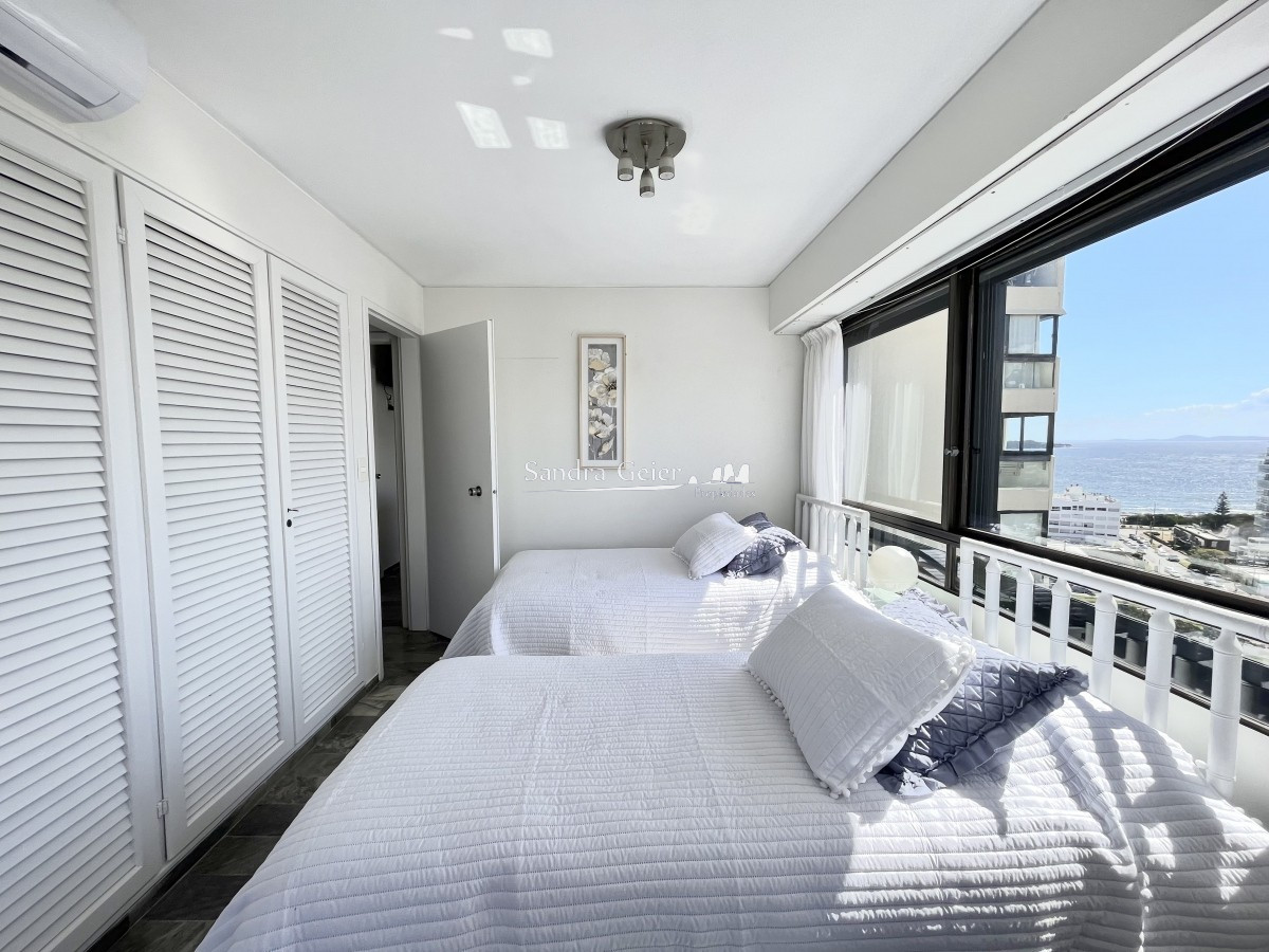 Apartamento ID.2622 - Apartamento en alquiler de temporada verano Playa Brava Punta del Este