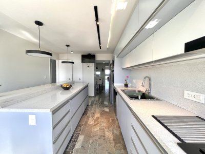 Apartamento ID.2622 - Apartamento en alquiler de temporada verano Playa Brava Punta del Este
