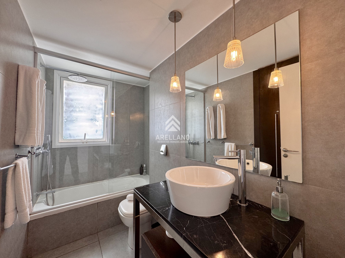 Apartamento ID.4735 - Apartamento en venta en Roosevelt Punta del Este Yoo Tower
