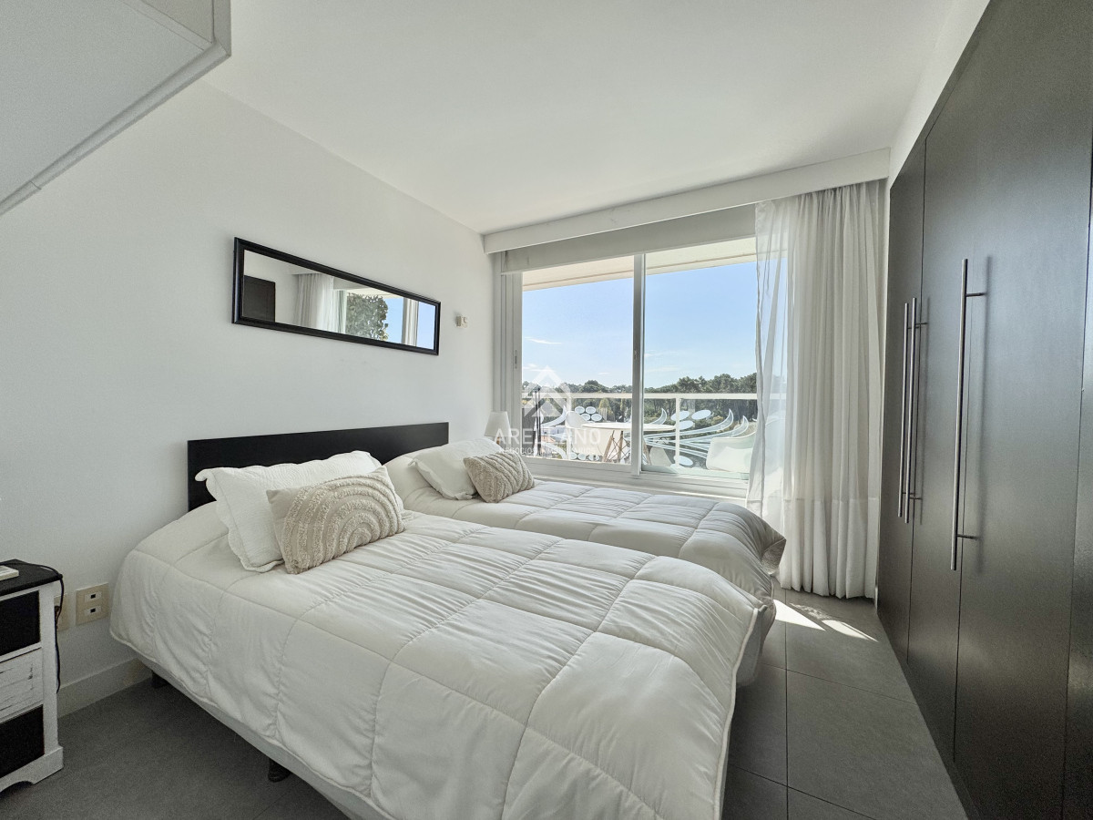 Apartamento ID.4735 - Apartamento en venta en Roosevelt Punta del Este Yoo Tower