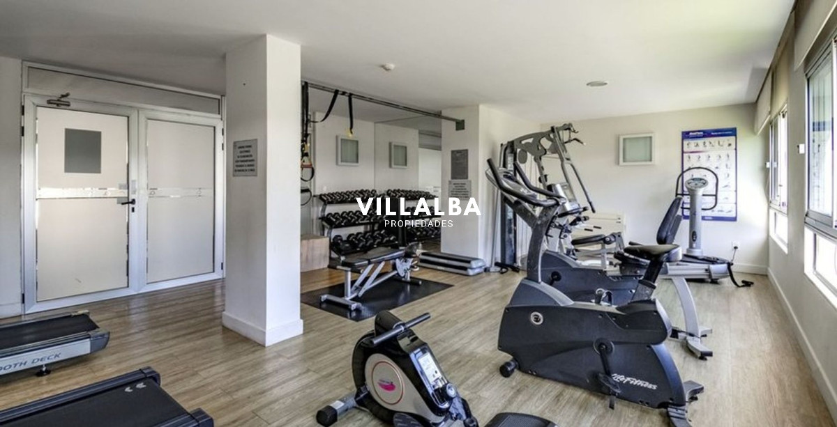Apartamento ID.4213 - Apartamento en venta 2 dormitorios Aidy Grill Punta del Este Ocean Drive piso alto vista al mar