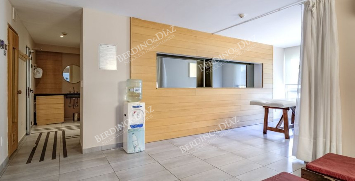 Apartamento ID.3026 - Apartamento en venta 2 dormitorios Aidy Grill Punta del Este Ocean Drive piso alto vista al mar