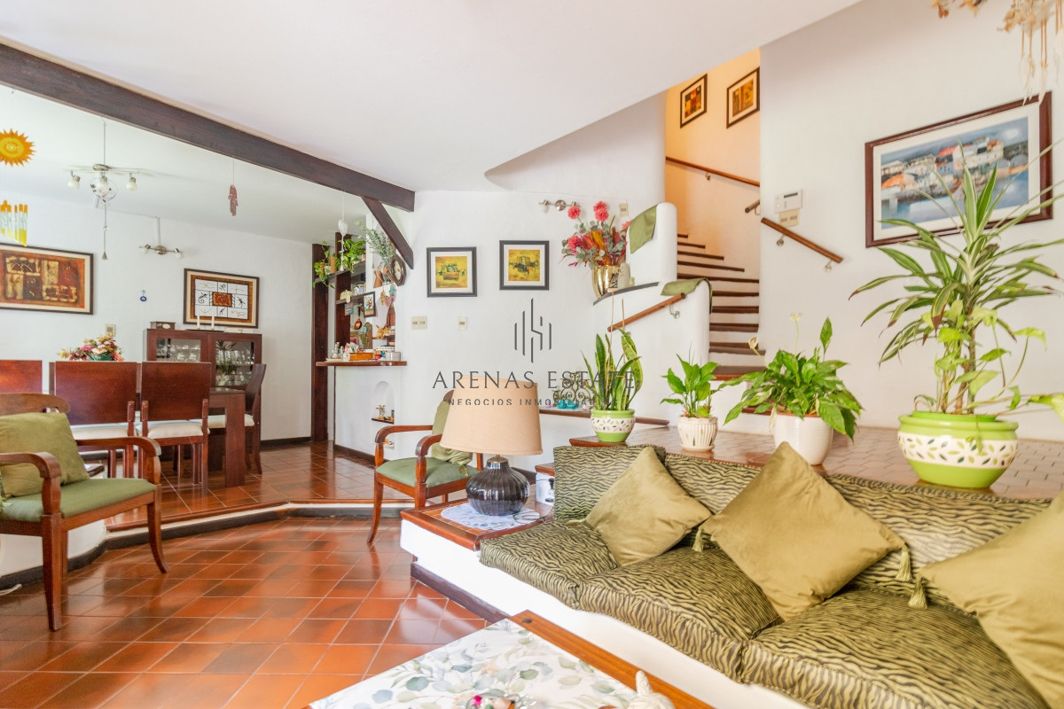 Casa ID.2714 - Casa en venta en complejo de Punta Ballena