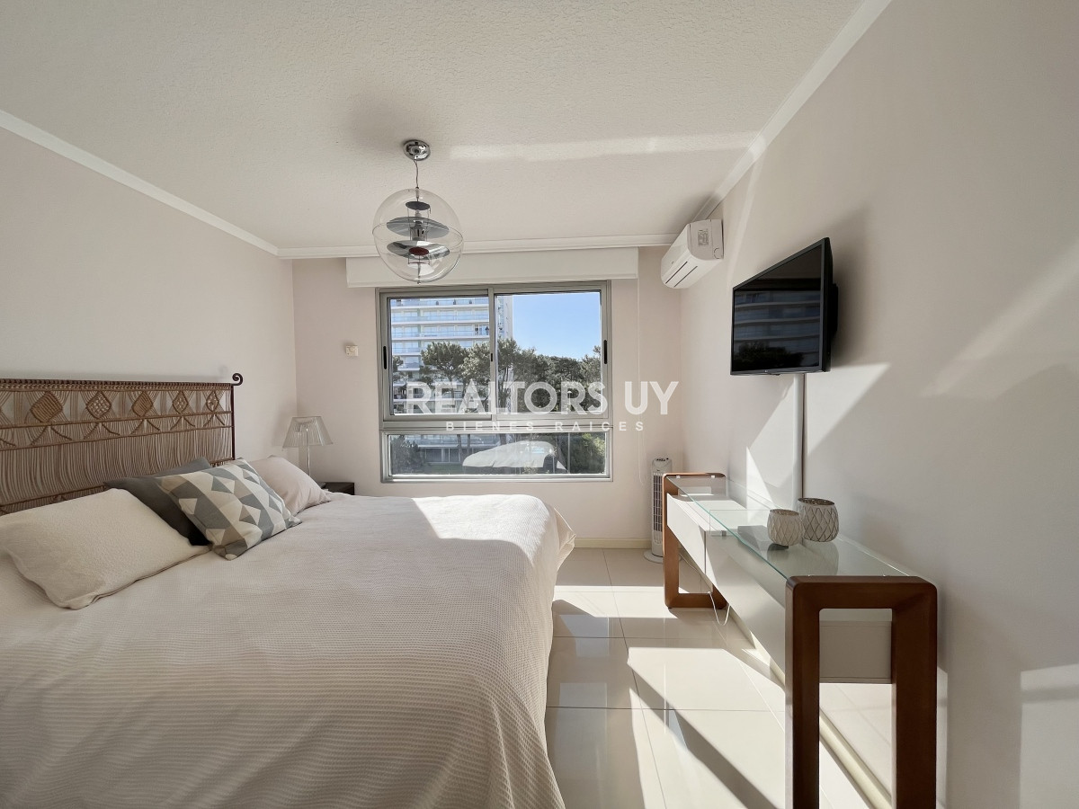 Apartamento ID.19 - Departamento en alquiler anual en Aidy grill Ocean Drive Punta del Este