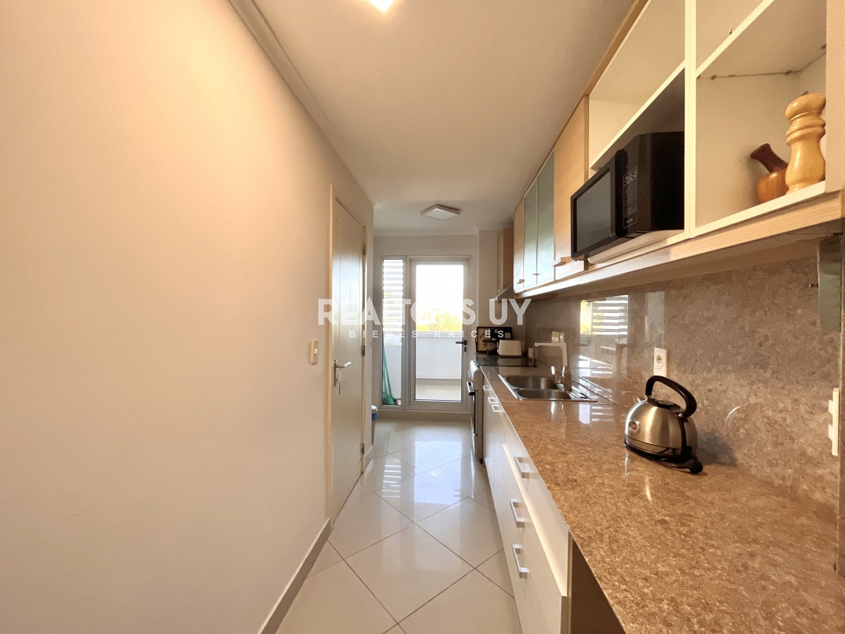 Apartamento ID.19 - Departamento en alquiler anual en Aidy grill Ocean Drive Punta del Este