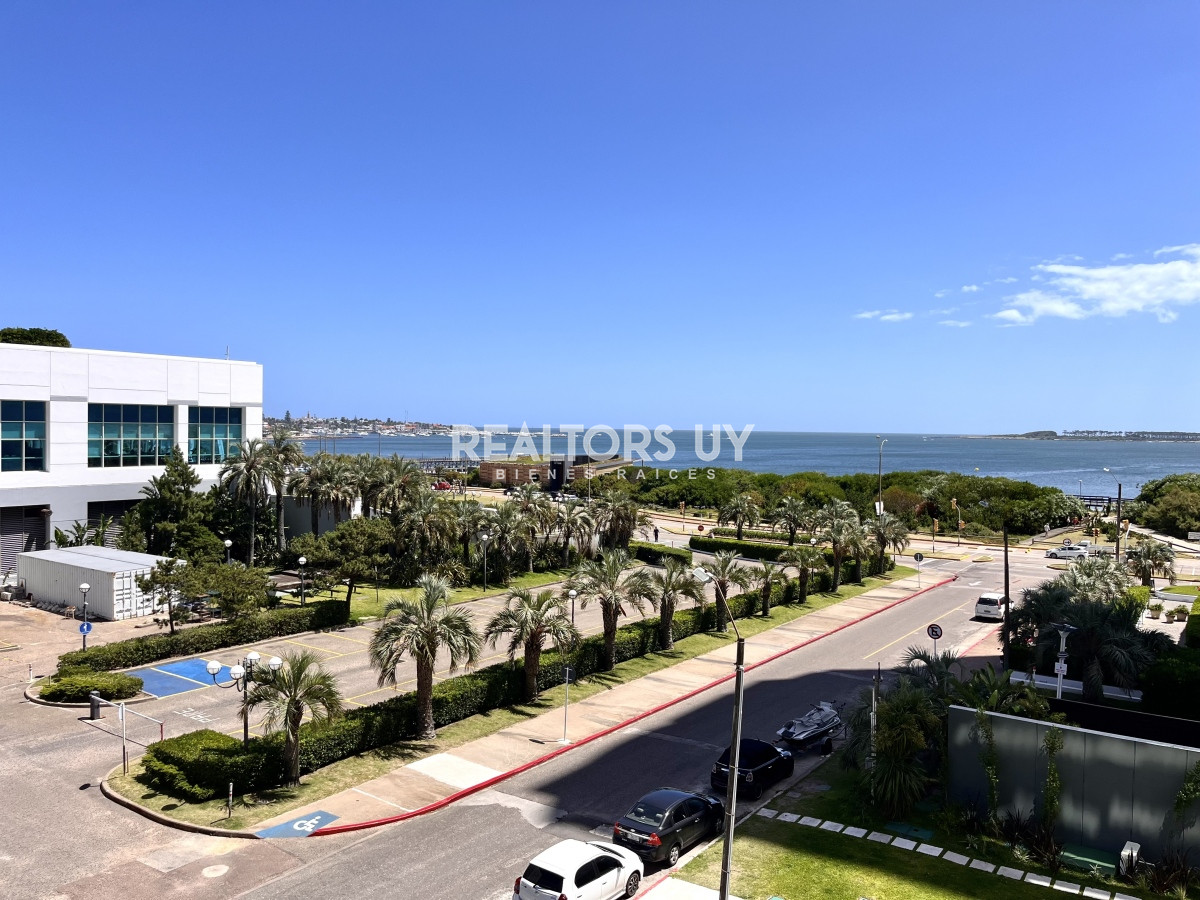 Apartamento ID.23 - Departamento en venta Playa Mansa Punta del Este