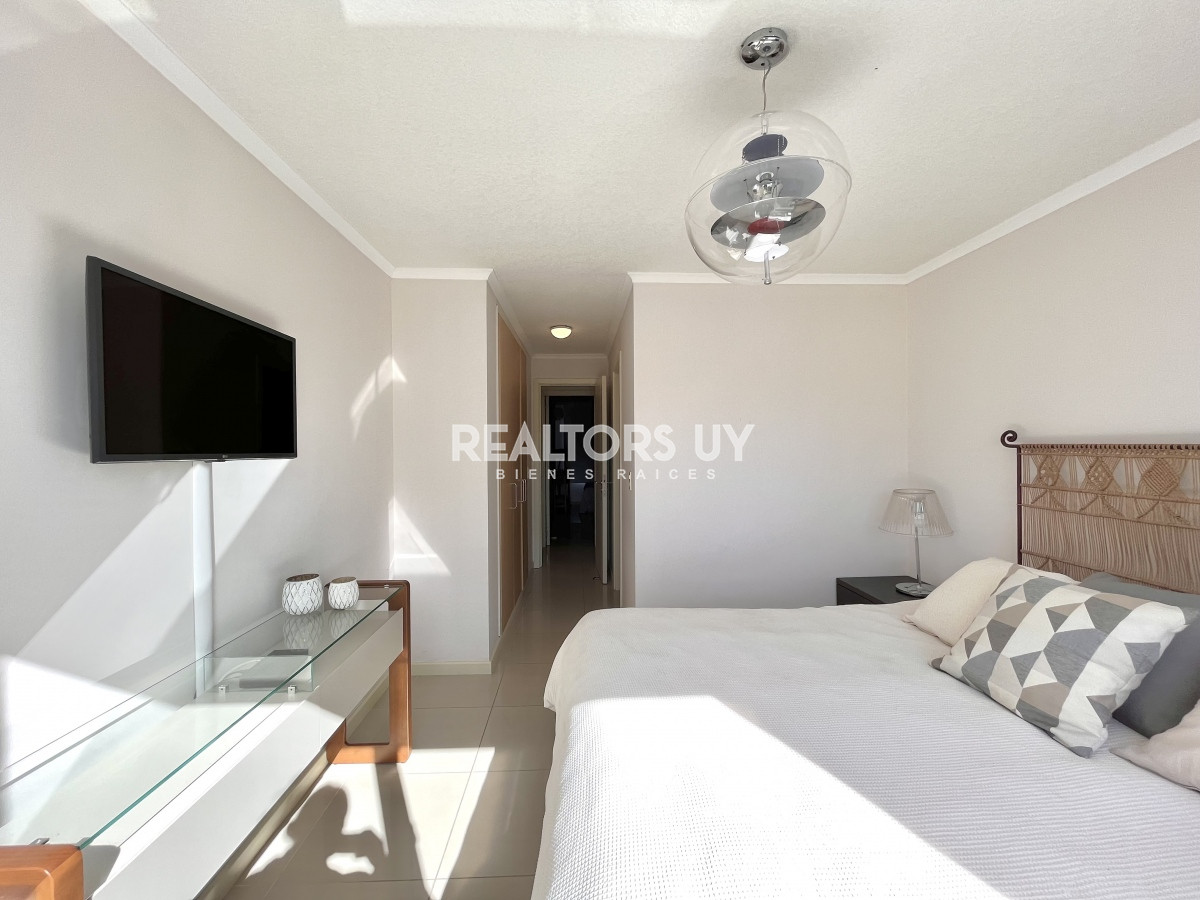 Apartamento ID.19 - Departamento en alquiler anual en Aidy grill Ocean Drive Punta del Este