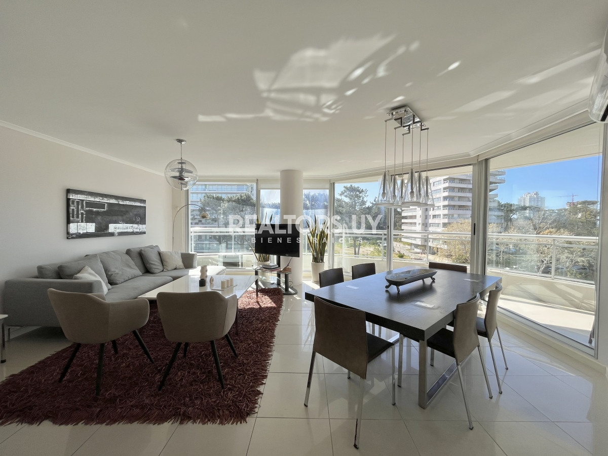 Apartamento ID.19 - Departamento en alquiler anual en Aidy grill Ocean Drive Punta del Este