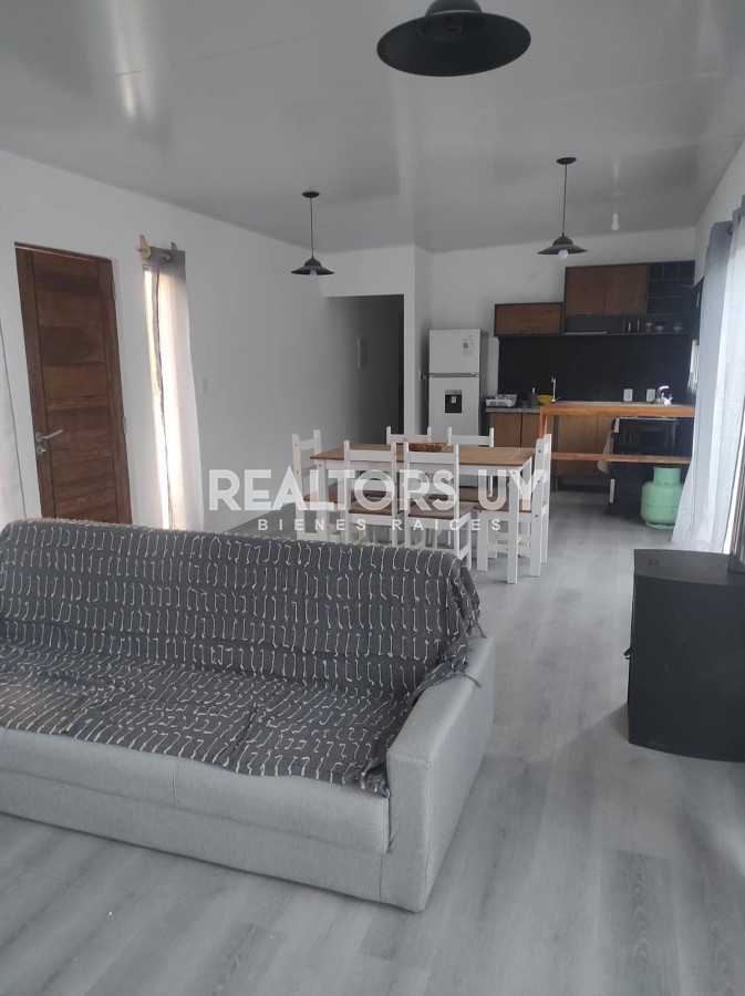 Casa ID.21 - Casa en La Barra en alquiler anual