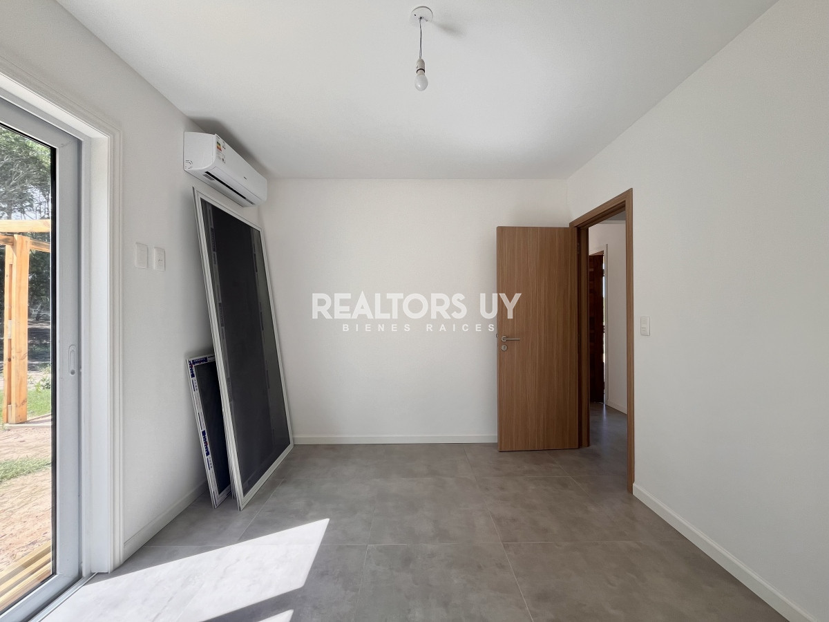 Casa ID.18 - Casas en venta en Chihuahua, Punta Ballena, a pasos del mar.
