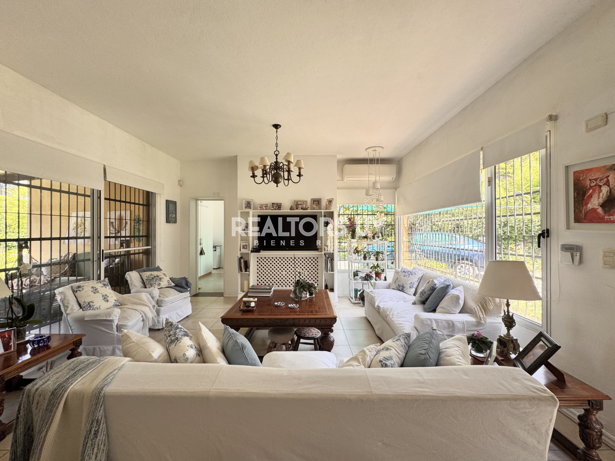 Casa ID.479 - Casa en venta Rincón del Indio Punta del Este 4 dormitorios