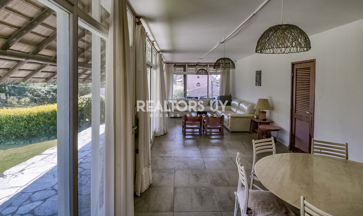 Casa ID.15 - Casa en venta Jardines de Córdoba Punta del Este