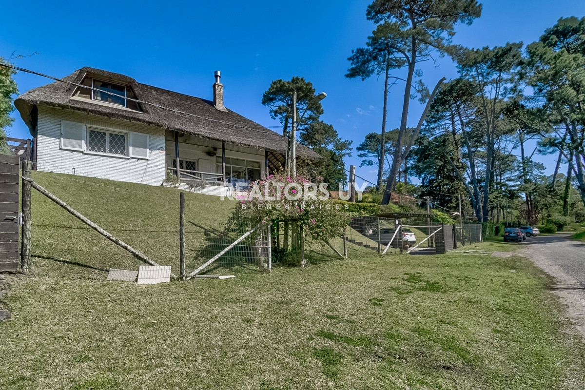 Casa ID.15 - Casa en venta Jardines de Córdoba Punta del Este