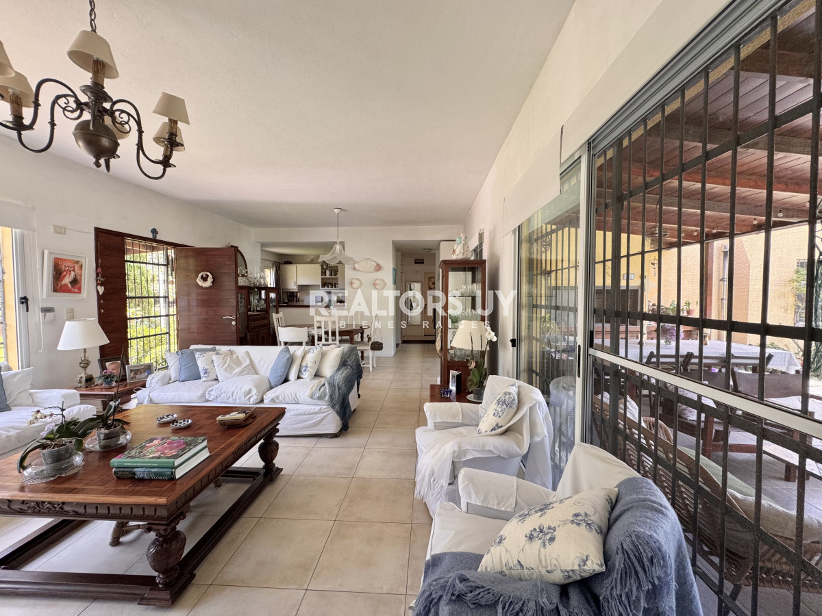 Casa ID.479 - Casa en venta Rincón del Indio Punta del Este 4 dormitorios