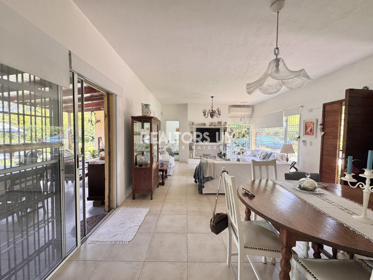 Casa ID.479 - Casa en venta Rincón del Indio Punta del Este 4 dormitorios