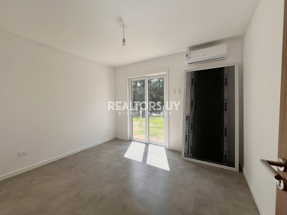 Casa ID.18 - Casas en venta en Chihuahua, Punta Ballena, a pasos del mar.
