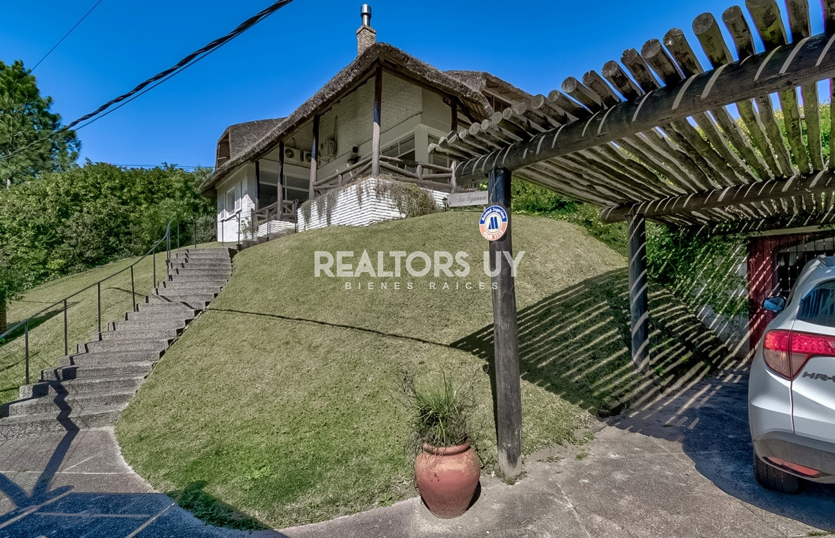 Casa ID.15 - Casa en venta Jardines de Córdoba Punta del Este