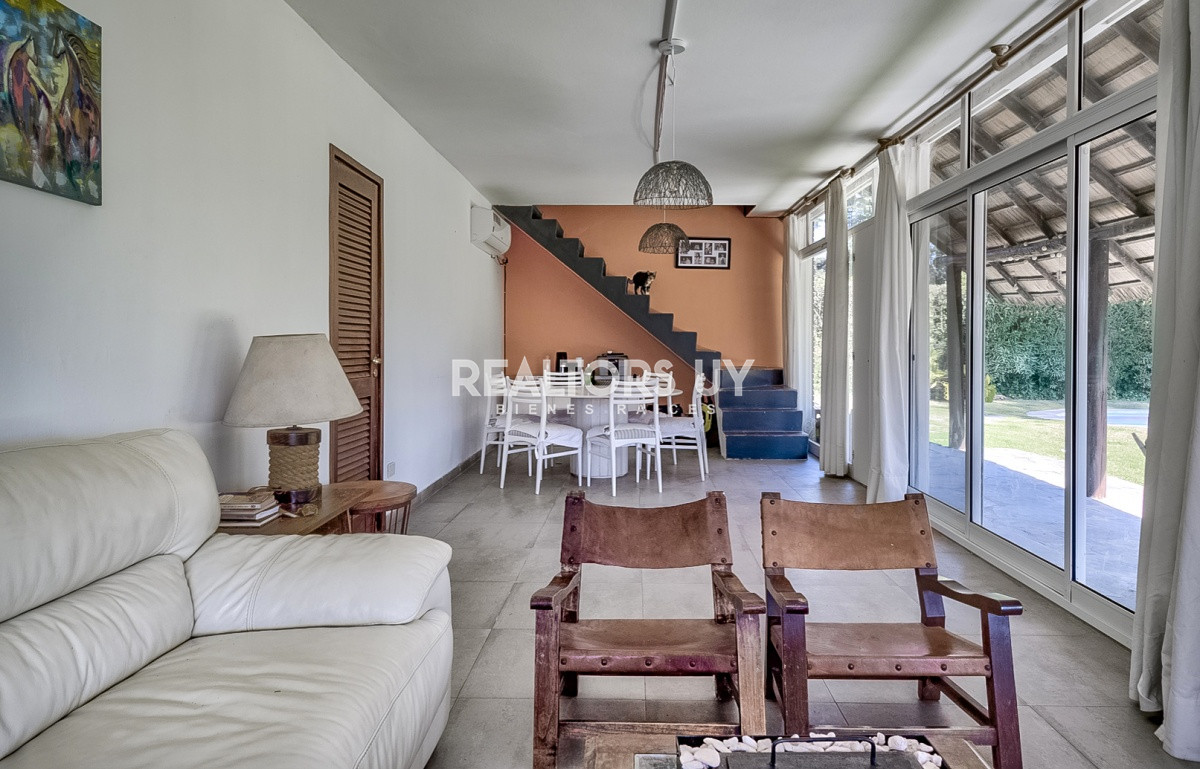 Casa ID.15 - Casa en venta Jardines de Córdoba Punta del Este