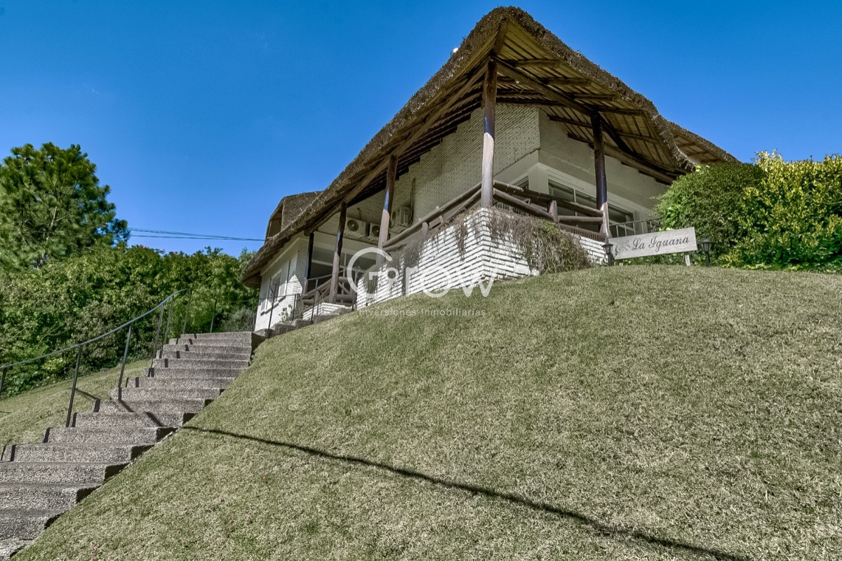 Casa ID.1626 - Casa en venta Jardines de Córdoba Punta del Este