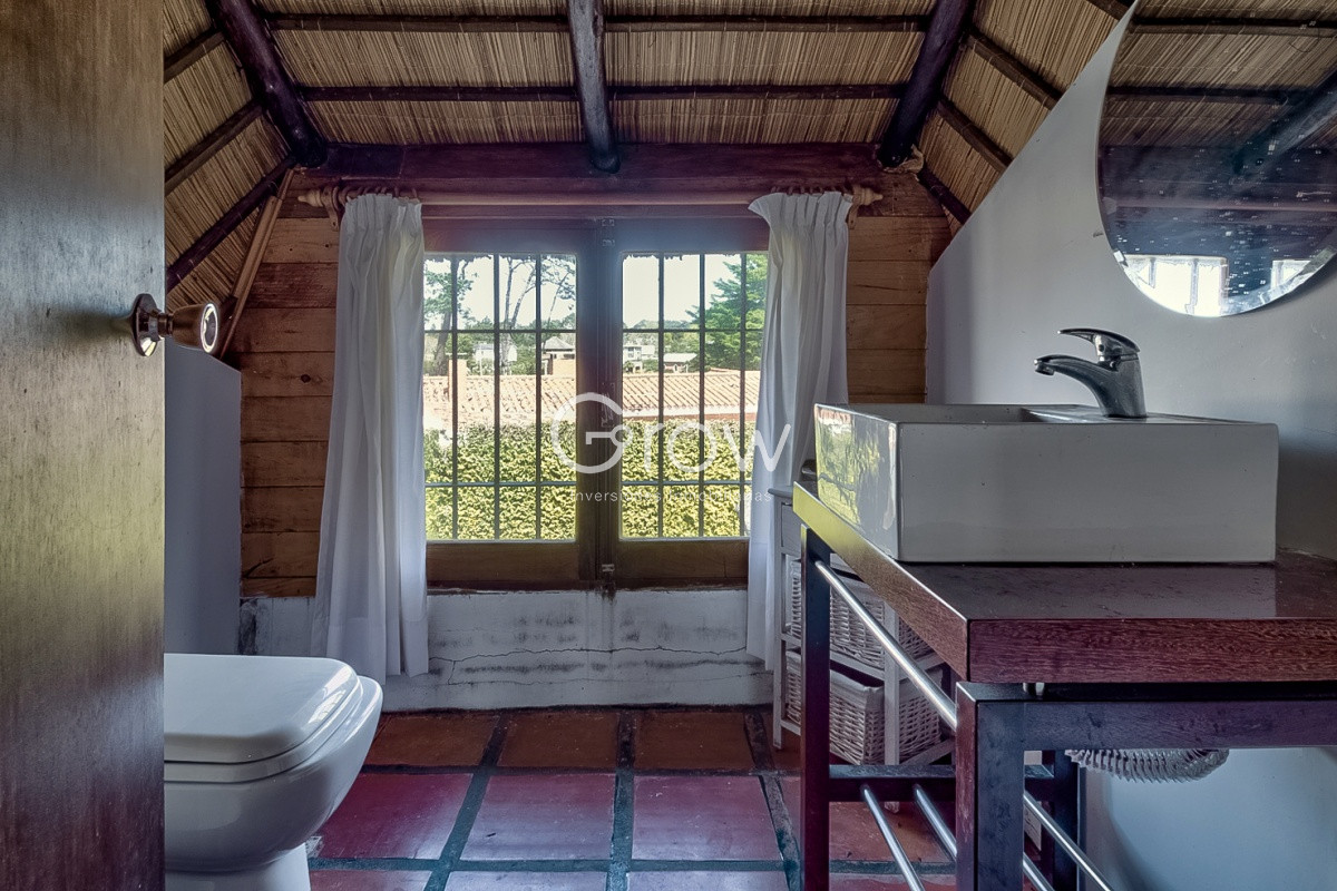 Casa ID.1626 - Casa en venta Jardines de Córdoba Punta del Este