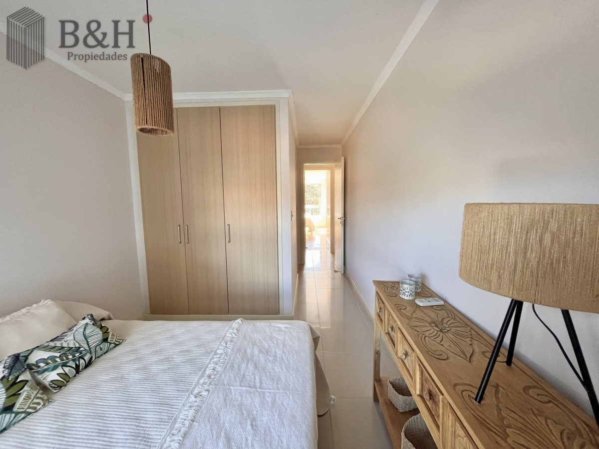 Apartamento ID.6759 - Apartamento alquiler anual Punta del este 3 dormitorios más dependencia Aidy grill